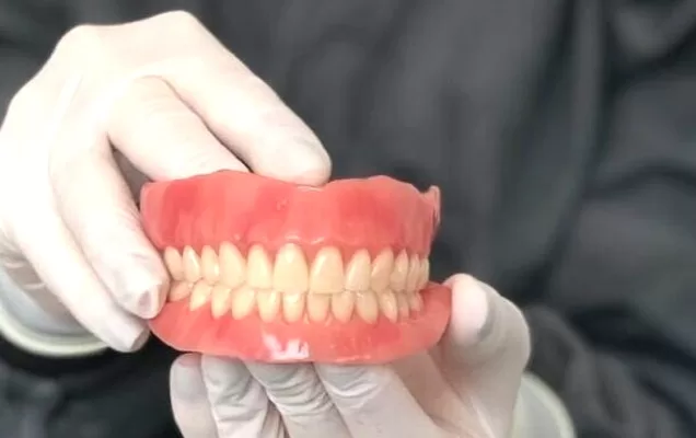 Prótese dentária na Ortodontia Piraquara